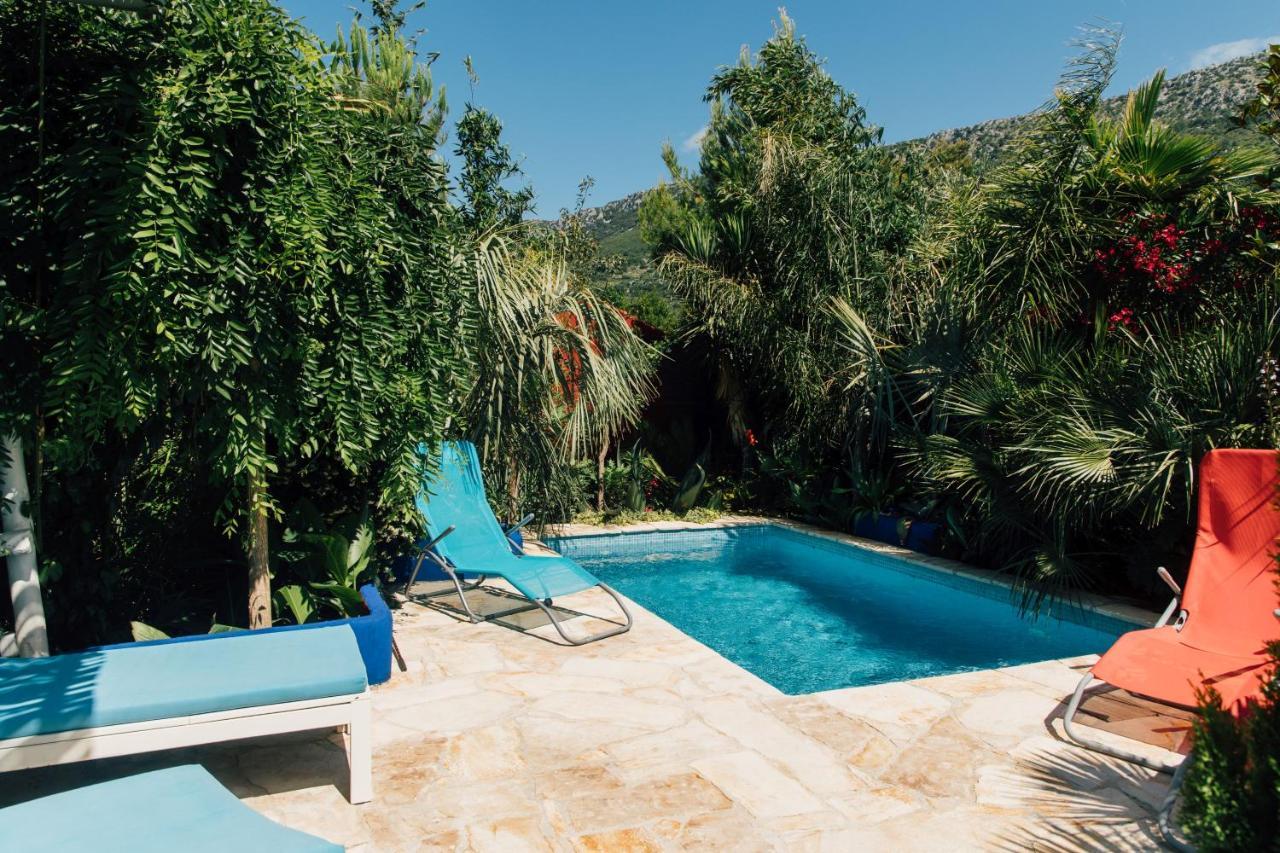 Villa Tropica, Total Privacy, Tropical Garden And Private Pool Kaštela Exteriör bild