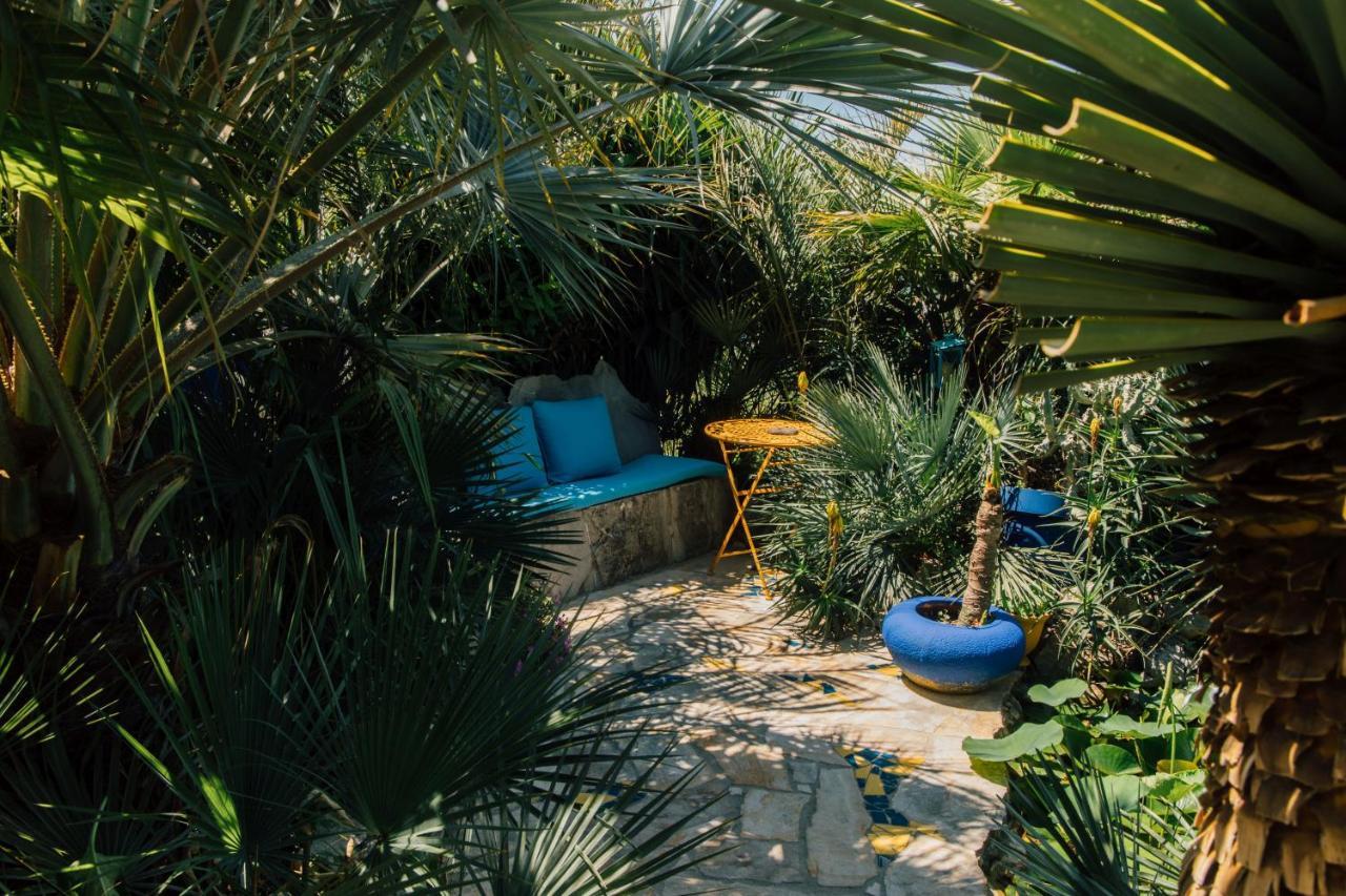 Villa Tropica, Total Privacy, Tropical Garden And Private Pool Kaštela Exteriör bild